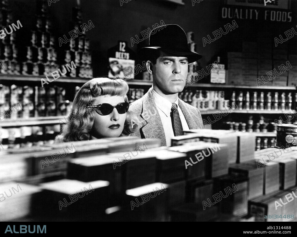 BARBARA STANWYCK y FRED MACMURRAY en PERDICIÓN, 1944 (DOUBLE INDEMNITY), dirigida por BILLY WILDER. Copyright PARAMOUNT PICTURES.