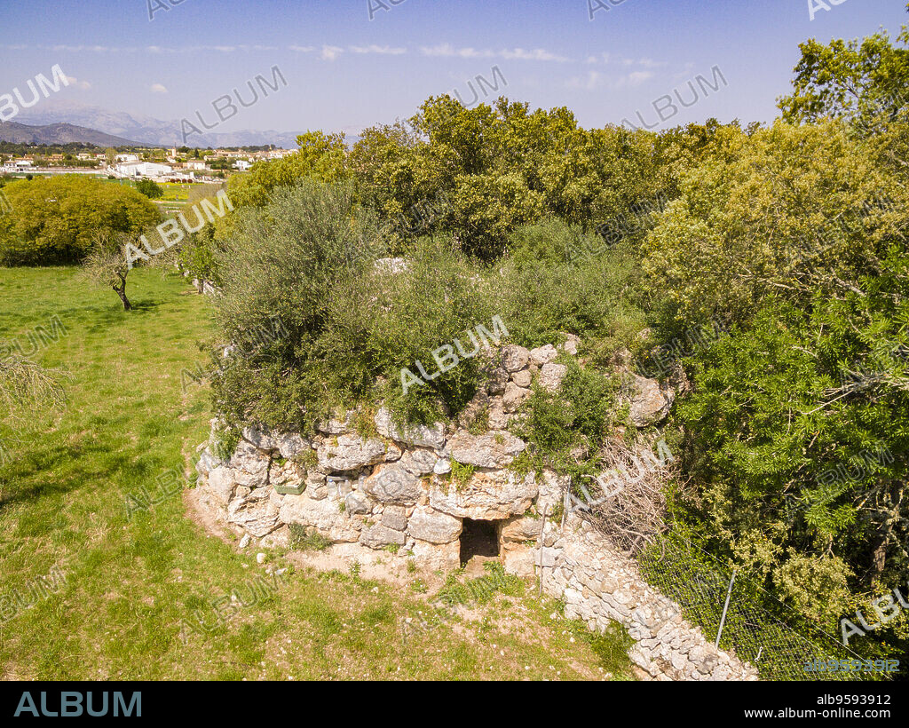 Talaiot des Racons, monumento arqueologico, Llubi, Mallorca, balearic islands, spain, europe.