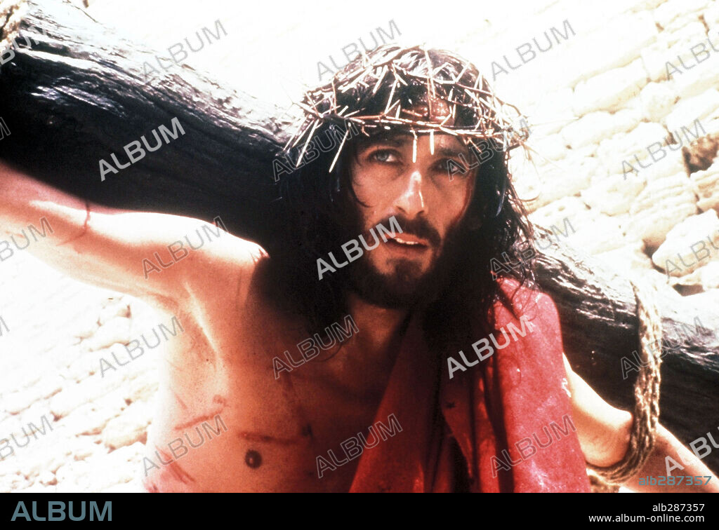 ROBERT POWELL dans JESUS OF NAZARETH, 1977, réalisé par FRANCO ZEFFIRELLI. Copyright CARTAGO FILMS/RAI/ITC/SIR LEW GRADE.