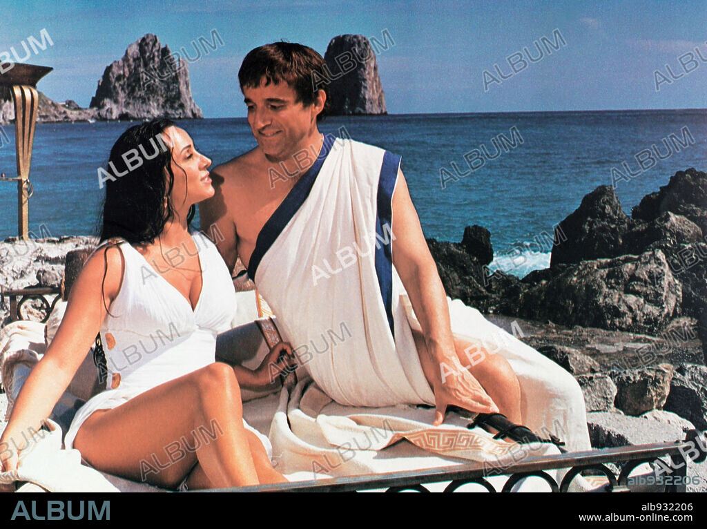 CHRISTIAN DE SICA in S. P. Q. R.: 2,000 AND A HALF YEARS AGO, 1994 (S. P. Q. R. 2000 E 1/2 ANNI FA), directed by CARLO VANZINA.