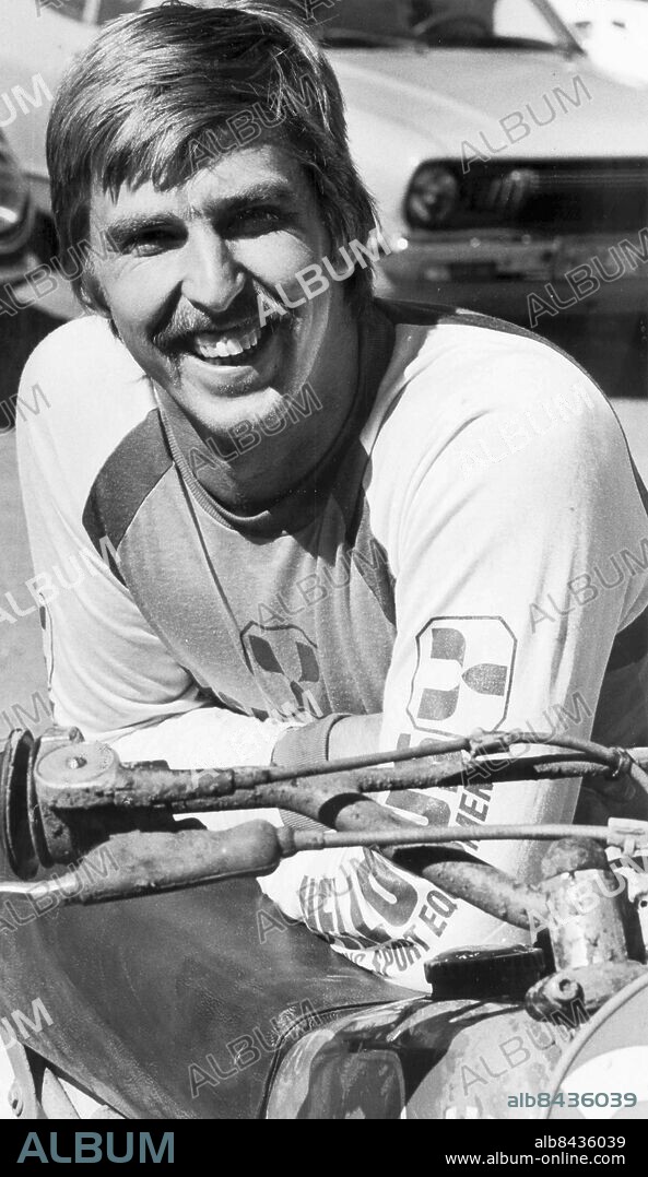 Göteborg 1979-07-30. En leende Håkan Carlqvist - Dubbel världsmästare i motocross, 1979 på en Husqvarna i 250cc-klassen och 1983 på en Yamaha i 500cc-klassen. Svenska Dagbladets guldmedalj 1983 *** Local Caption *** GP Foto: Åke Silfversparre. KAMERAREPORTAGE.