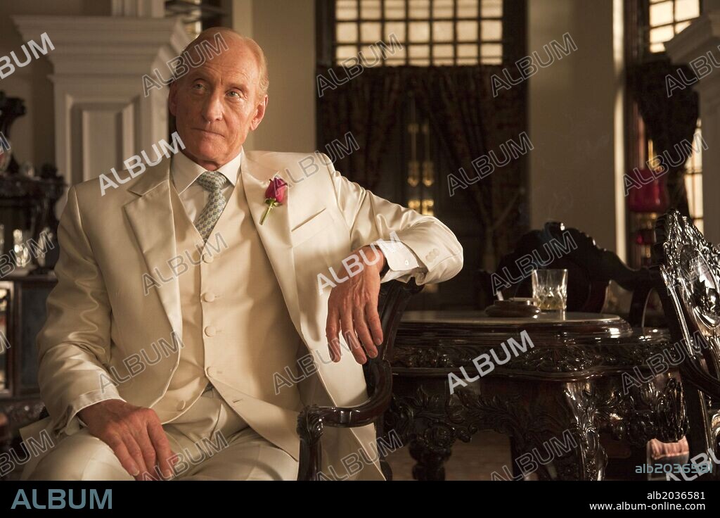 CHARLES DANCE en HIJOS DE LA MEDIANOCHE, 2012 (MIDNIGHT'S CHILDREN), dirigida por DEEPA MEHTA. Copyright NUMBER 9 FILMS LTD.