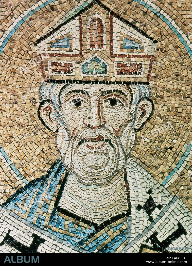 BYZANTINE ART. Pope Sylvester I (314-335). Mosaic in the Baptistery of St. Mark's Basilica, dating between XII-XIV centuries. Venice. Italy.