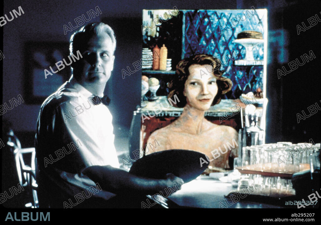 JEFF DANIELS in PLEASANTVILLE, 1998, directed by GARY ROSS. Copyright NEW LINE CINEMA / NELSON, RALPH.