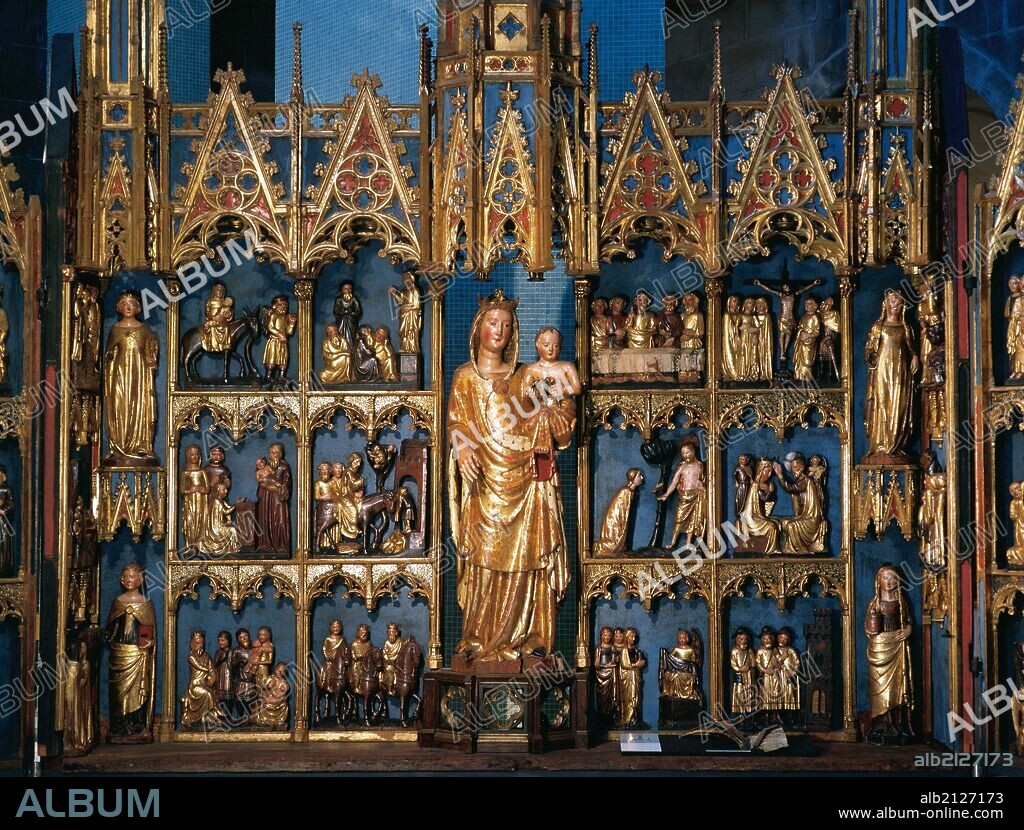 ARTE GOTICO. ESPAÑA. SIGLO XIV. "RETABLO DE LA VIRGEN DE LA ESTRELLA". Obra gótica realizada en el siglo XIV. Cuerpo central del retablo. Catedral de Tortosa. Comarca del Baix Ebre. Provincia de Tarragona. Cataluña.