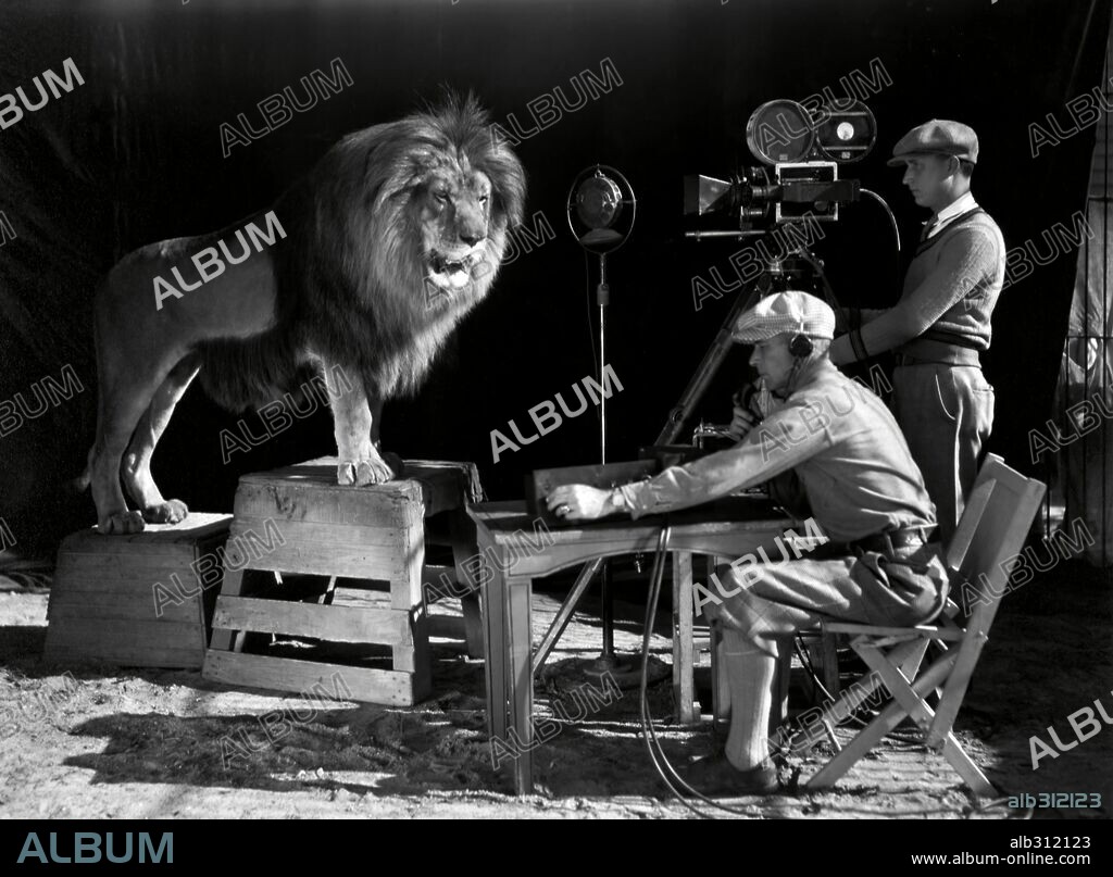 FILM HISTORY: M. G. M. Shooting of the logo for the Metro Goldwyn Mayer. 1928