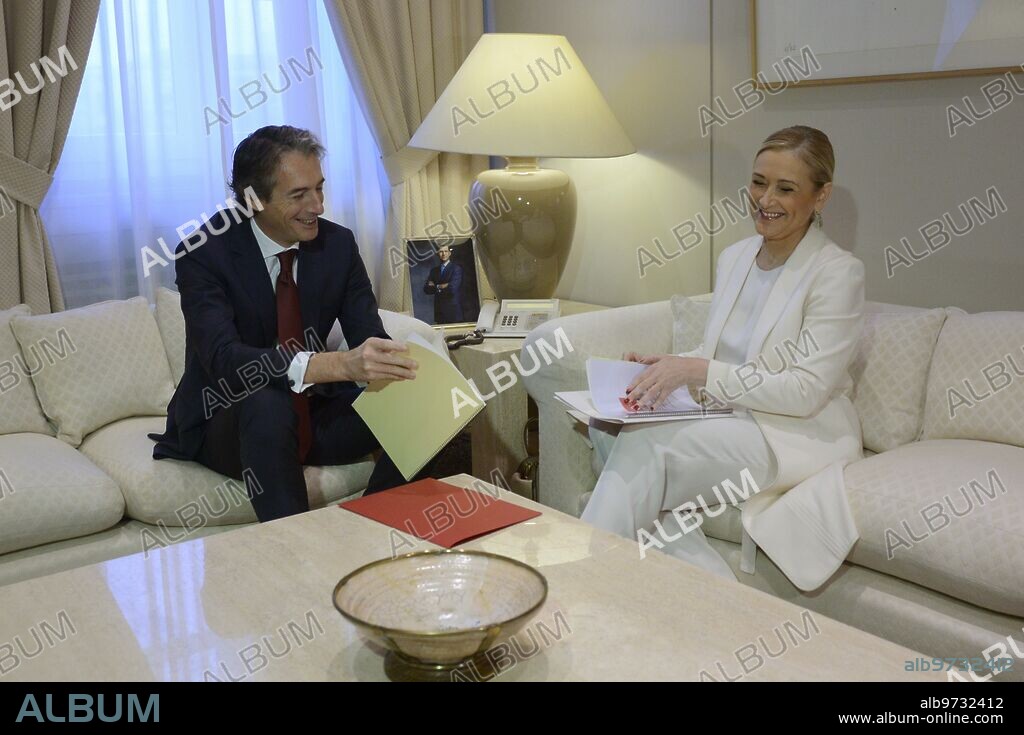 Madrid, 12/12/2016. The Minister of Development Iñigo de la Serna meets with the president of the Community of Madrid Cristina Cifuentes. Photo: Maya Balanya ARCHDC.