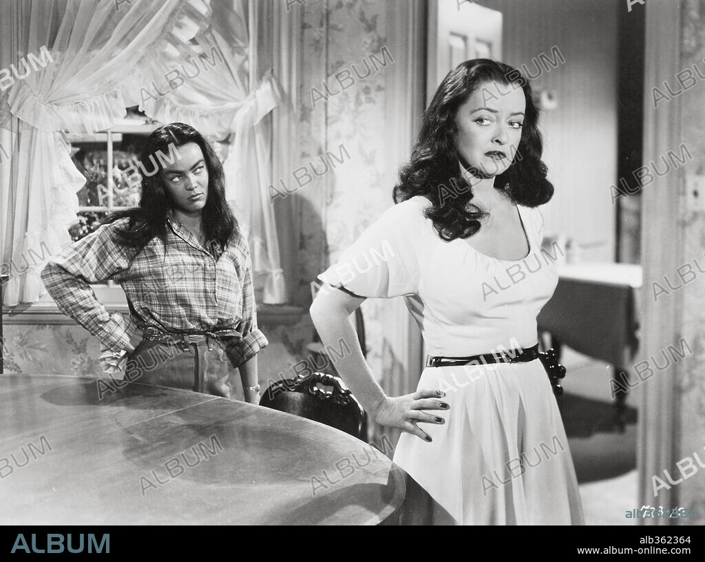 BETTE DAVIS en MÁS ALLÁ DEL BOSQUE, 1949 (BEYOND THE FOREST), dirigida por KING VIDOR. Copyright WARNER BROTHERS.