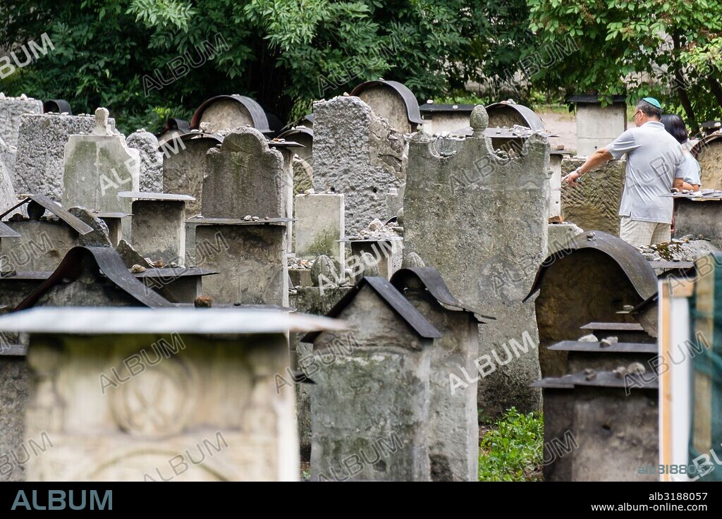 cementerio Remuh, siglo XVI,núcleo medieval de Kazimierz, centro histórico de los judíos ,Cracovia,Polonia,  eastern europe.