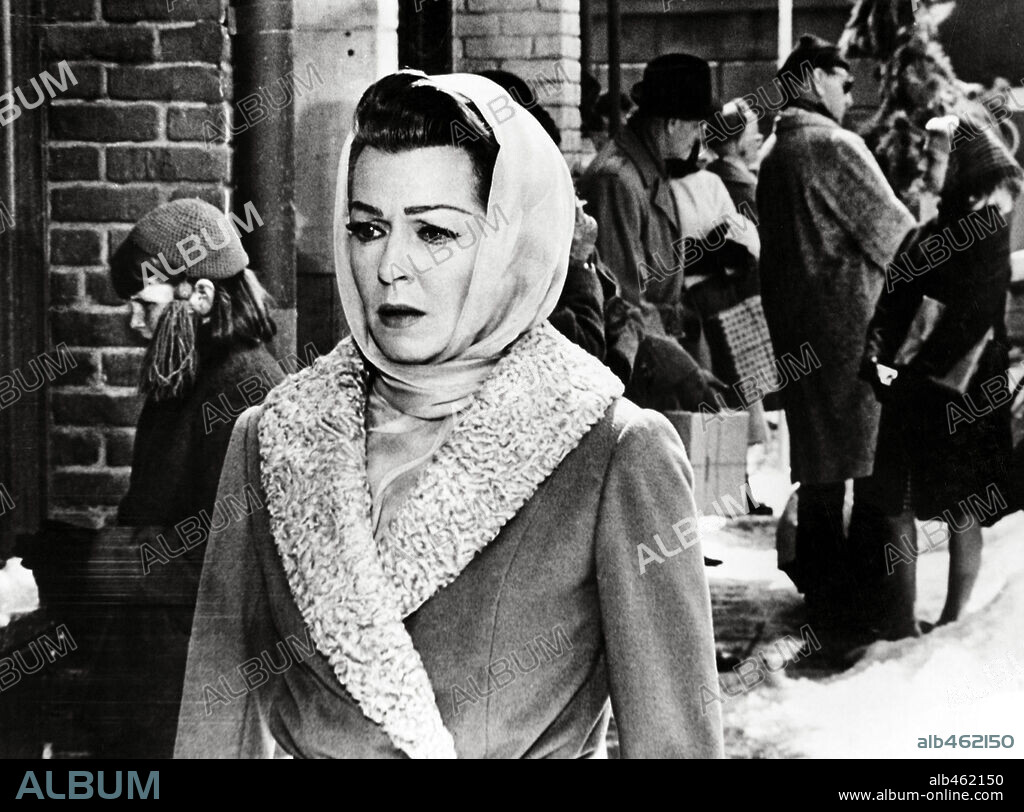 LANA TURNER in MADAME X, 1966, directed by DAVID LOWELL RICH. Copyright UNIVERSAL INTERNATIONAL.