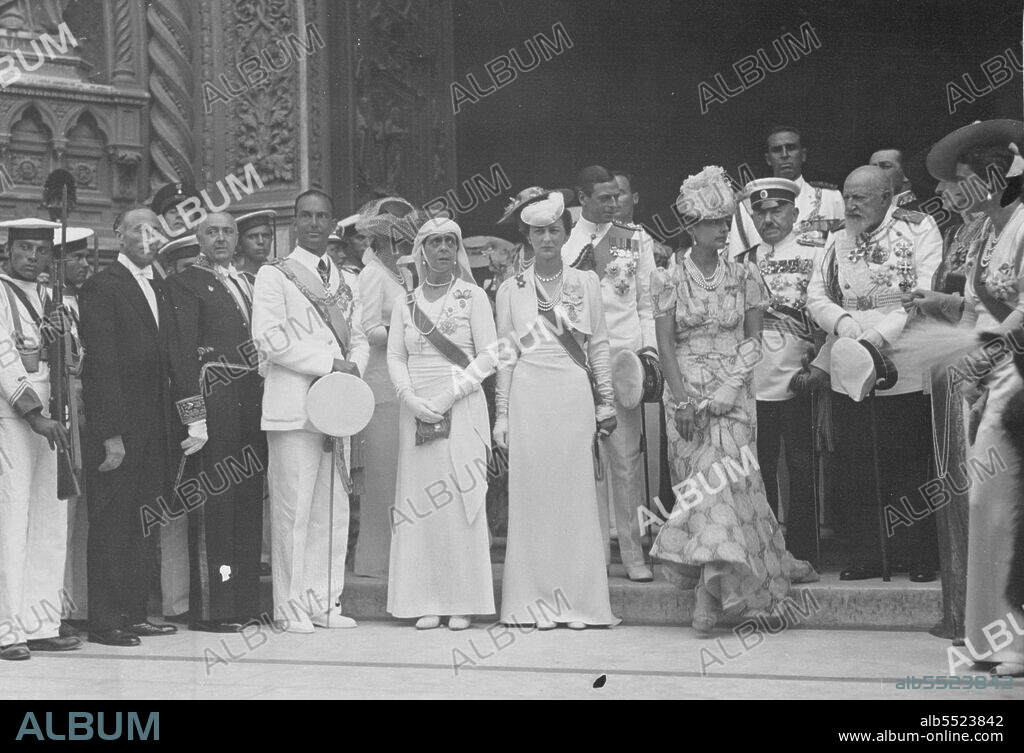 Wedding of the Duke of Spoleto with Princess Irene of Greece.Duke and Duchess of Kent (center) to left Crown Prince Umberto di Savoia - to right King Ferdinand of Bulgaris (without hat). July 1, 1939. (Photo by Carlo Carletti Exclusive News Photo Service).