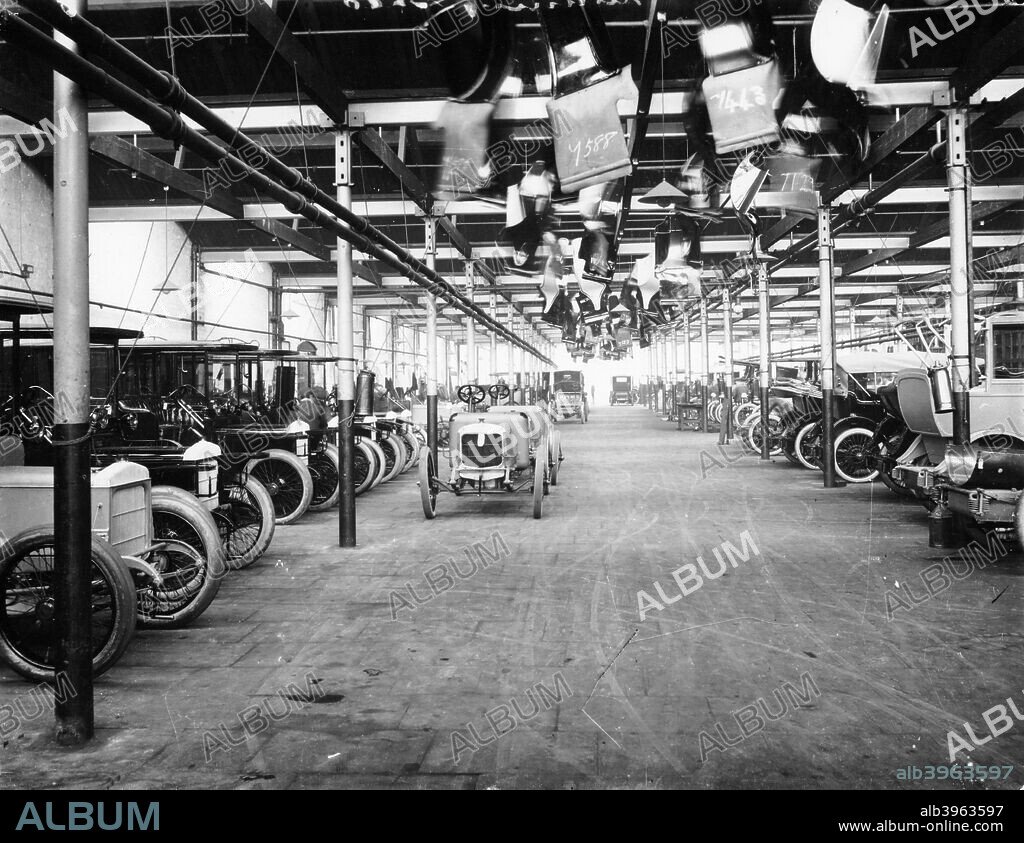 Interior of Daimler factory, (1900s?).