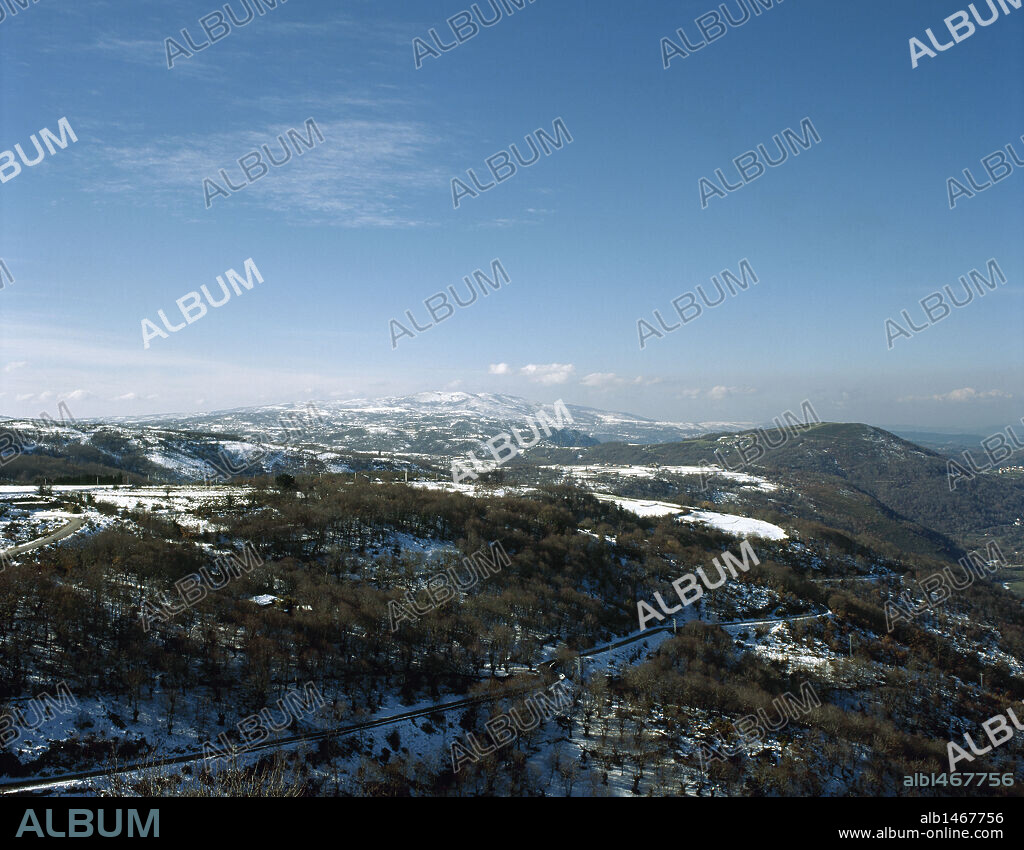 Spain. Galicia. Mountain range of Meda from Castro Caldelas.