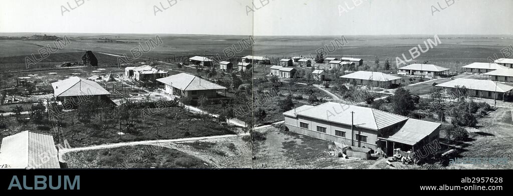 Photograph of Kibbutz Gat, founded by Jewish immigrants from Poland, Yugoslavia and Austria. Dated 1940.