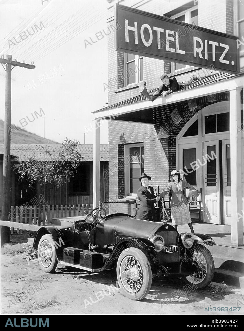1918 Stutz Bearcat on movie set.