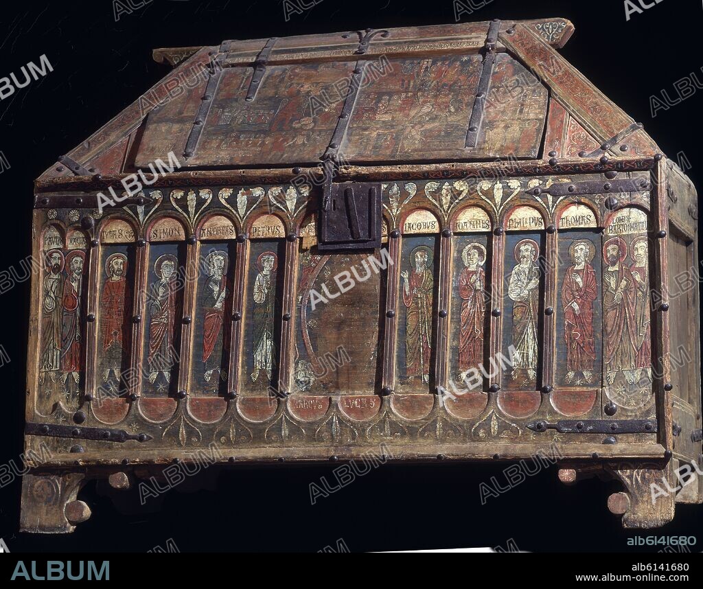 ARCA DE LOS APOSTOLES - SIGLO XIII - ROMANICO ESPAÑOL.