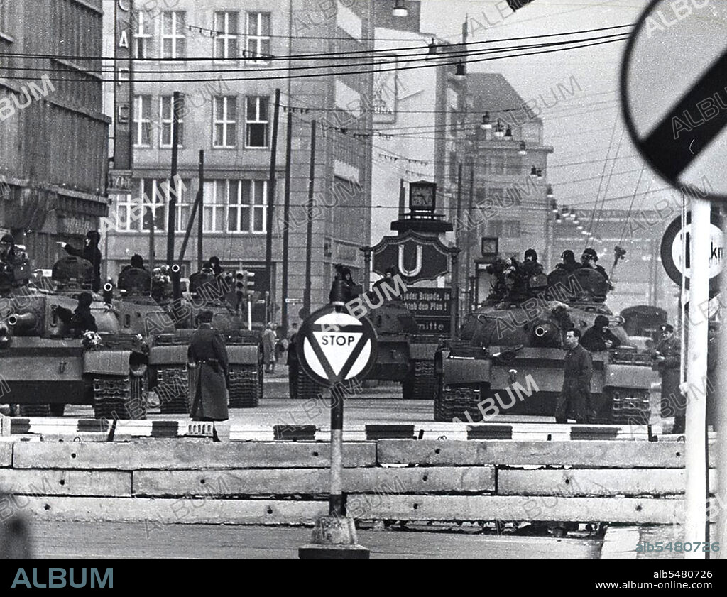 Berlin Wall Photo - Soviet Tanks at Friedrichstrasse, Approximately 150 Meters Behind The Border in East Berlin 10/28/1961 .
