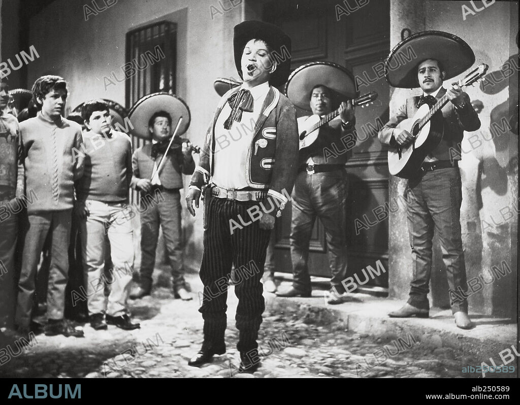 CANTINFLAS in THE PROFESSOR, 1971 (EL PROFE), directed by MIGUEL M. DELGADO. Copyright POSA FILMS, S.A.