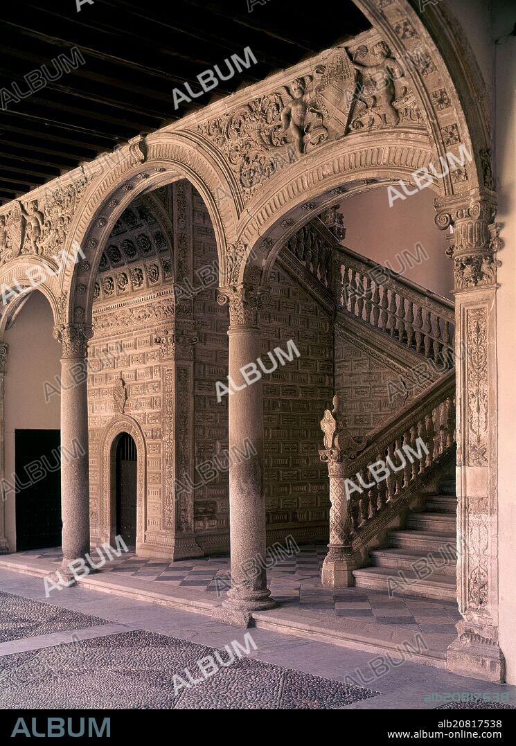 ALONSO DE COVARRUBIAS (1488-1570). ESCALERA RENACENTISTA REALIZADA EN EL SIGLO XVI.