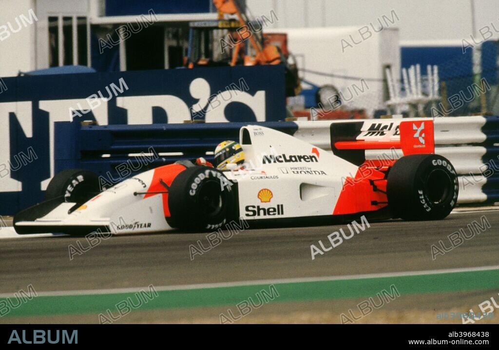 Ayrton Senna in the McLaren MP4-7 1992 British Grand Prix at Silverstone.