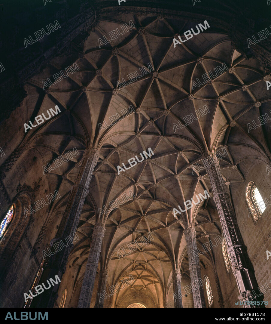 JUAN DE CASTILLO-JOAO DE CASTILHO JOAO. BOVEDA DE LA IGLESIA DEL MONASTERIO DE LOS JERONIMOS - SIGLO XVI - ESTILO MANUELINO - FOTO AÑOS 60.