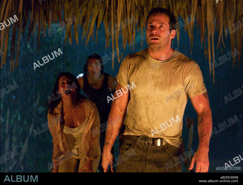 JOHNNY MESSNER, KARL YUNE and SALLI RICHARDSON in ANACONDAS: THE HUNT FOR THE BLOOD ORCHID, 2004, directed by DWIGHT H. LITTLE. Copyright COLUMBIA PICTURES.