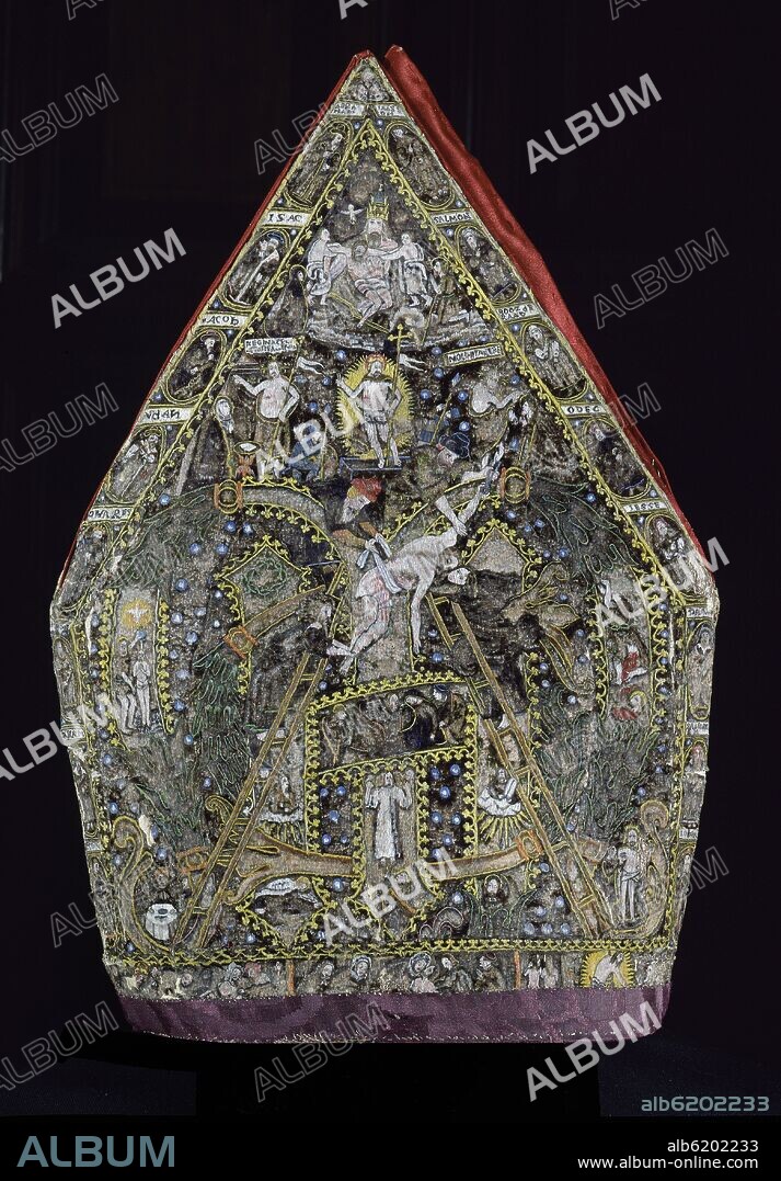 MITRA DE OBISPO - PASION Y RESURRECION - SIGLO XVI -MANUFACTURA AZTECA - N I 2625.