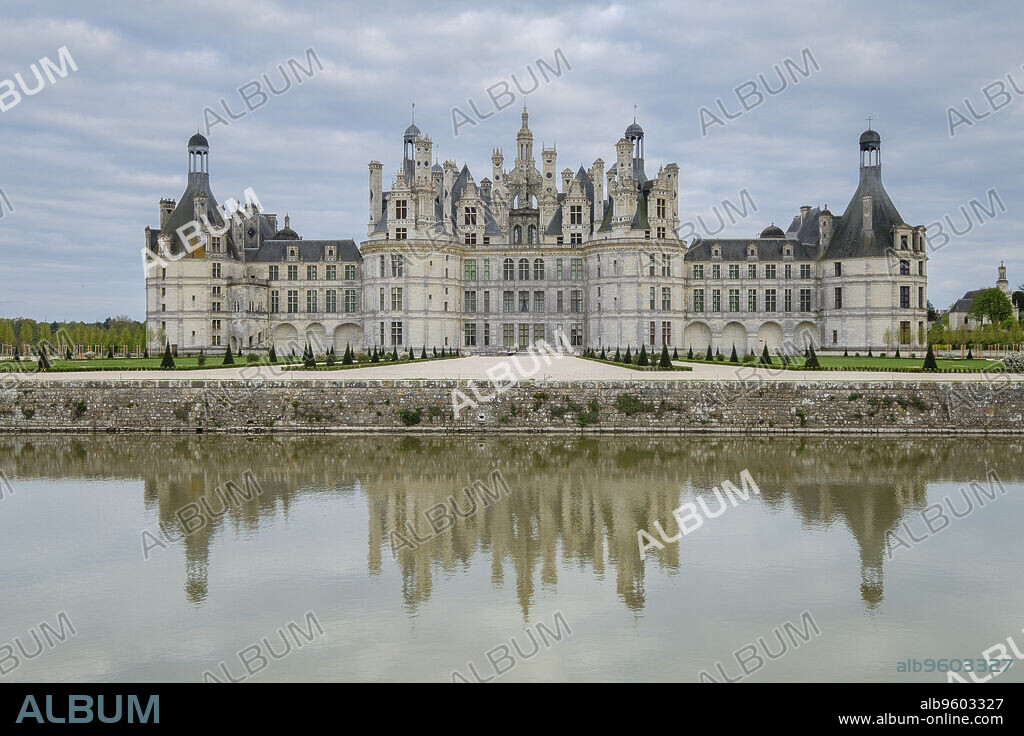 castillo de Chambord,siglo XVI, Valle de Loira, France,Western Europe.