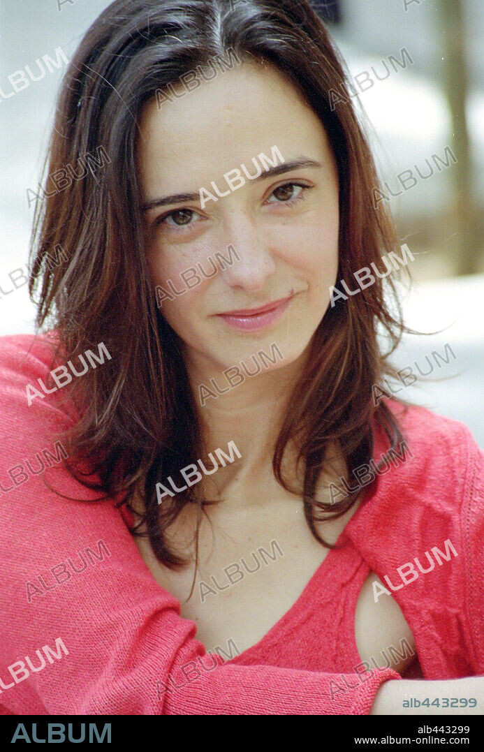 ANA TORRENT. 2003