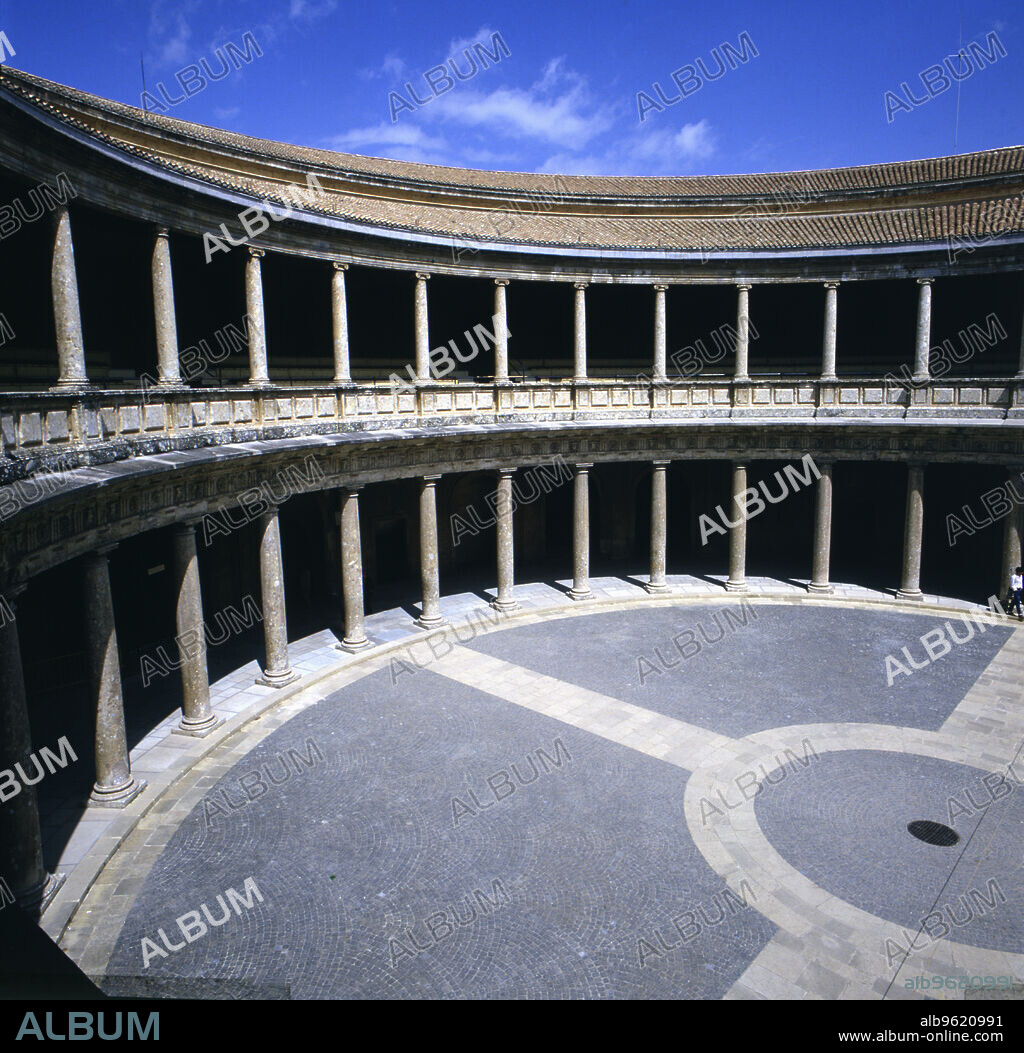 Circular courtyard of the Palace of Charles V at the Alhambra in Granada, by Pedro Machuca.