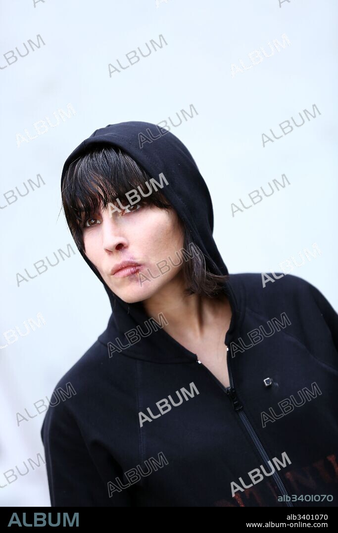 NOOMI RAPACE en SIETE HERMANAS, 2017 (SEVEN SISTERS), dirigida por TOMMY WIRKOLA. Copyright NEXUS FACTORY.