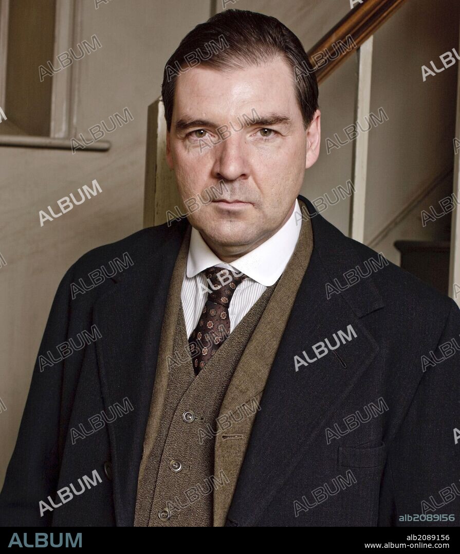 BRENDAN COYLE in DOWNTON ABBEY, 2010, directed by JULIAN FELLOWES. Copyright CARNIVAL FILMS.