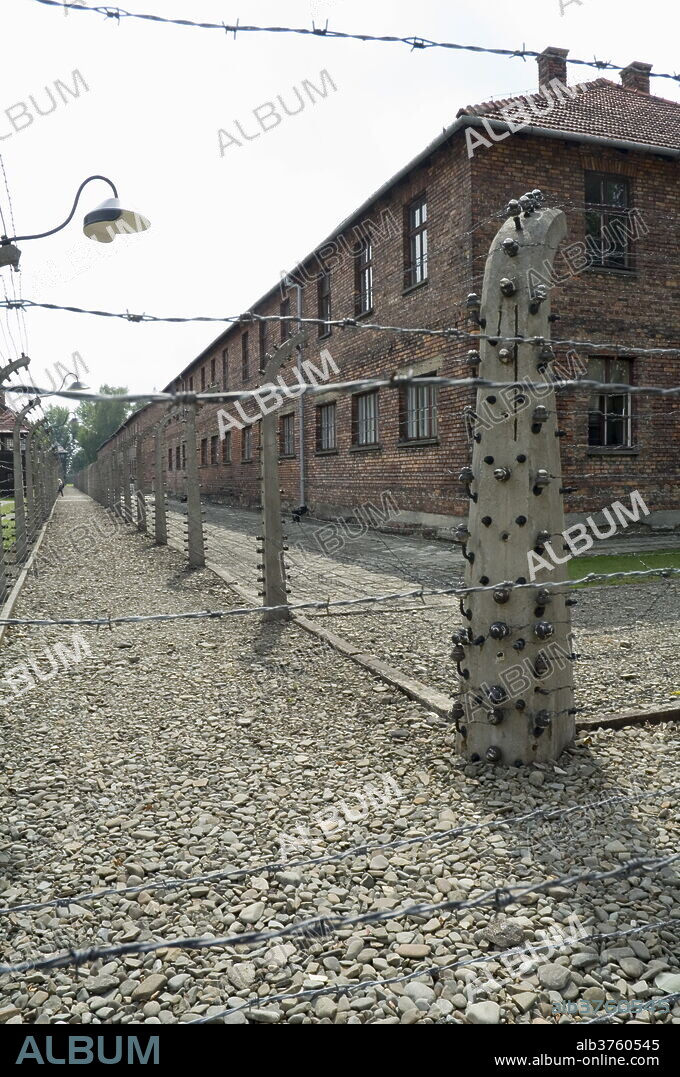 Electric fence, Auschwitz concentration camp, now a memorial and museum, UNESCO World Heritage Site, Oswiecim near Krakow (Cracow), Poland, Europe.