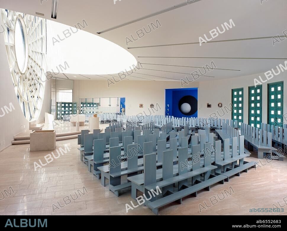 Rome.Piero Sartogo, Nathalie Grenon, Sartogo Architetti Associati.Sacro Volto di Gesù.