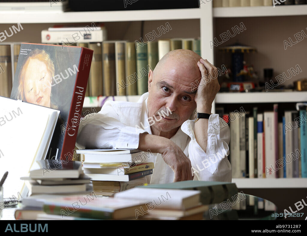 Madrid, 06/07/2022. Interview with Gabriel Albiac, philosopher and ABC columnist. Photo: Ernesto Agudo. Archdc.