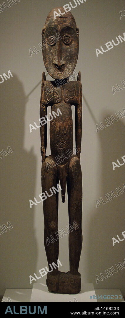 Ancestral male figure called Malabi. 1890-1910. Papua New Guinea. Middle Sepik River Region. Yamok Village. Sawos people. Wood and paint. Melanesia, Oceania. Dallas Museum of Art. State of Texas. United States.