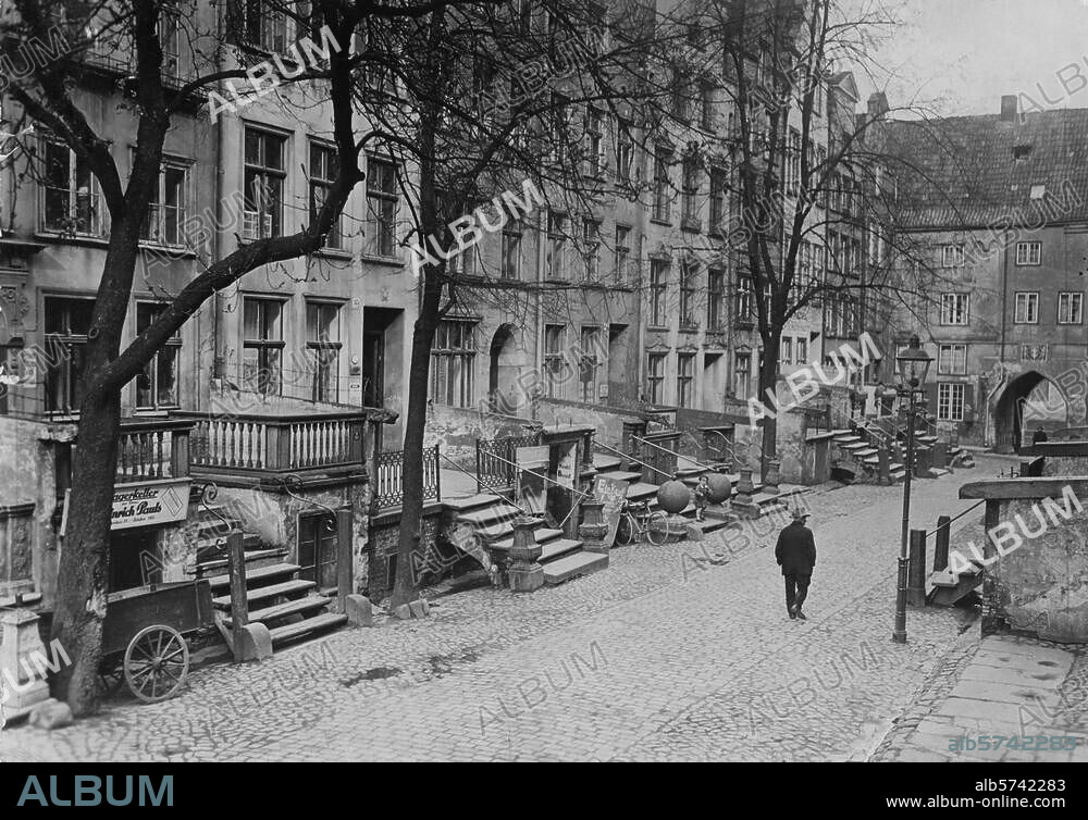 Danzig, Frauengasse. Häuser mit Beischlägen. Foto, um 1930.