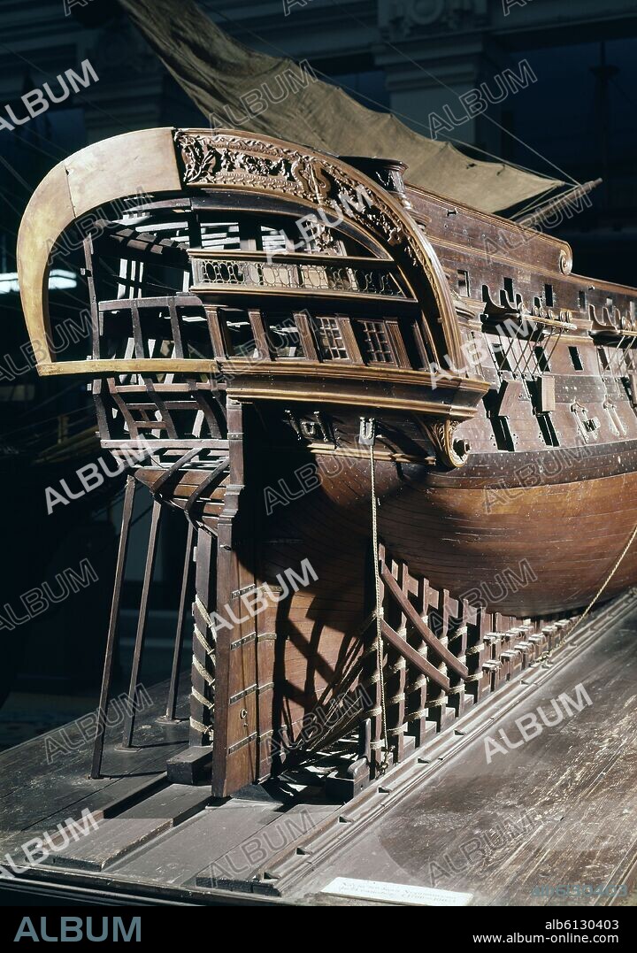 MAQUETA DEL NAVIO S JUAN NEPOMUCENO 74 CANONES.