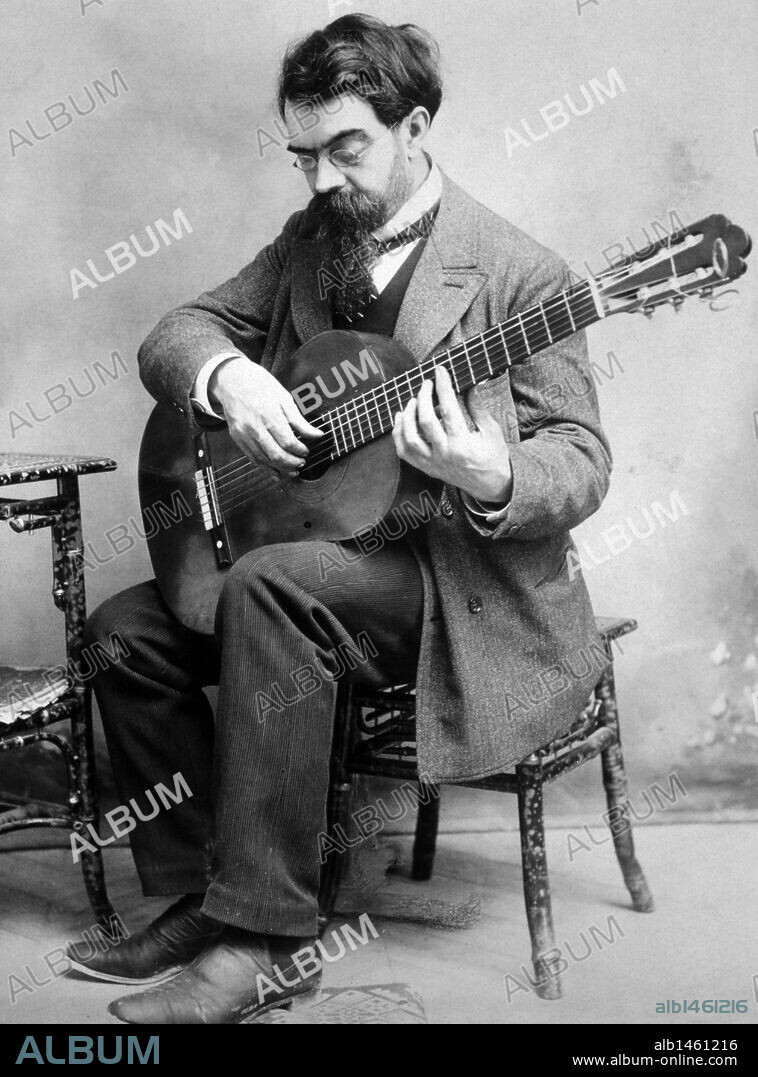 FRANCESC TARREGA EIXEA (1852-1909). Guitarrista y compositor español. S. XIX-XX (S. XIX-S. XX). Fotografía.