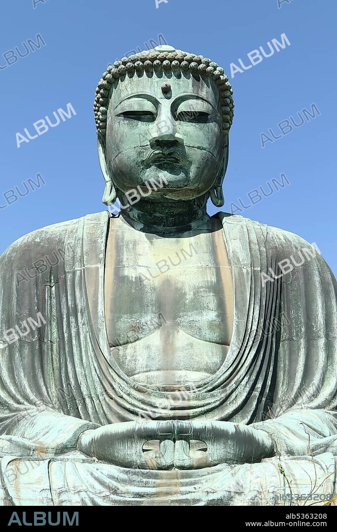 Daibutsu, Great Buddha statue at Kotoku-in temple, Kamakura, Kanagawa Prefecture, Japan, Asia.