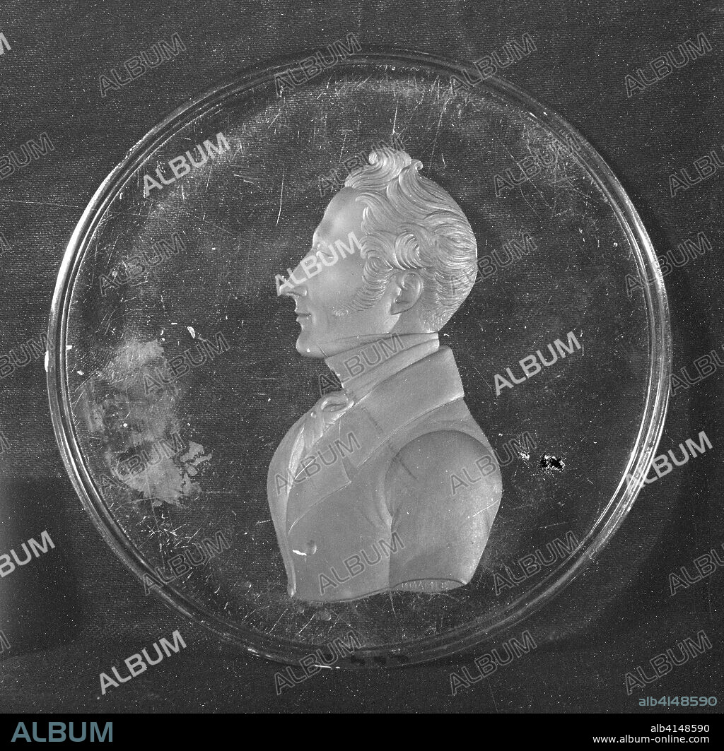 Medallion. Dominik Biemann; Bohemian, 1800-1857. Date: 1825-1835. Dimensions: Diam. 9.7 cm (3 13/16 in.). Glass. Origin: Bohemia.