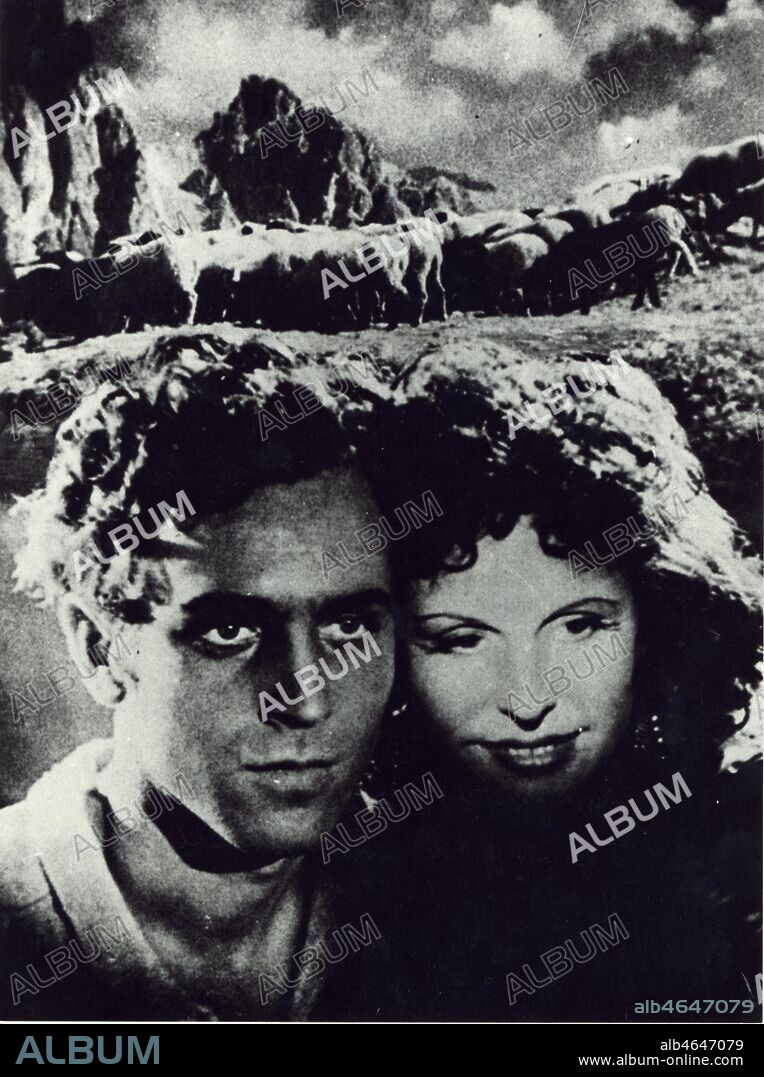 Leni RIEFENSTAHL dans son propre film 'Tiefland' qu'elle a tourne entre 1933-1953. Credit: Collection Kharbine-Tapabor.