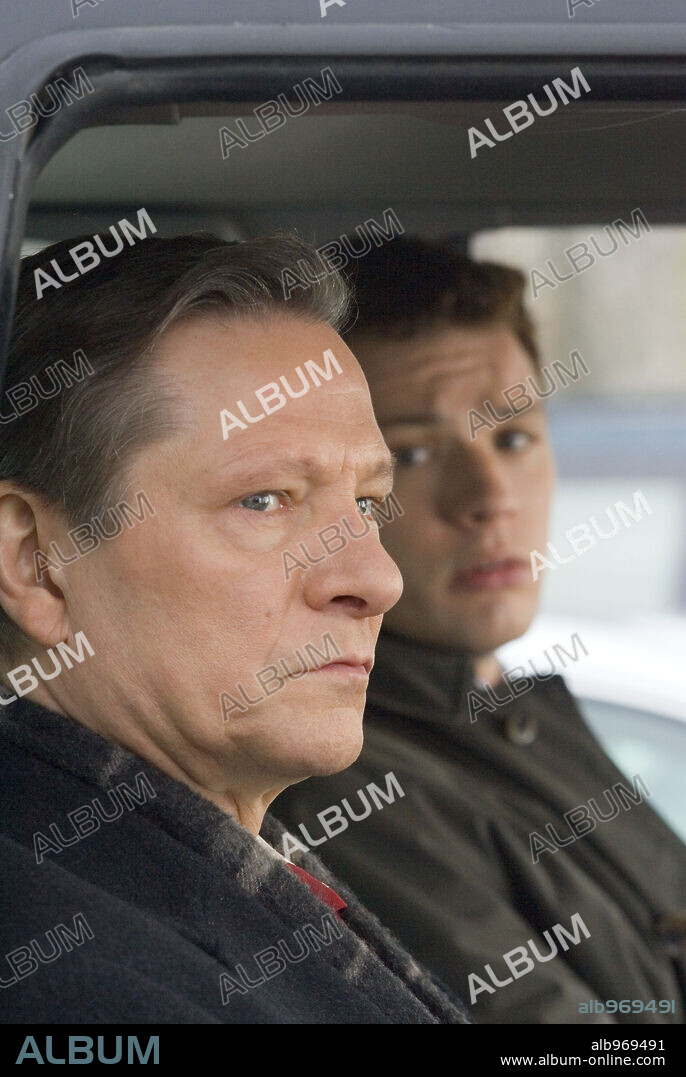 CHRIS COOPER y RYAN PHILLIPPE en EL ESPÍA, 2007 (BREACH), dirigida por BILLY RAY. Copyright DOUBLE AGENT PRODUCTIONS INC/UNIVERSAL PICTURES/SIDNEY KIMME / BALLARD, KAREN.