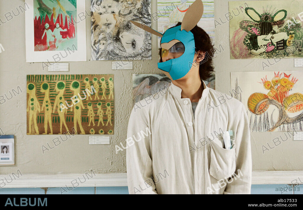 I'M A CYBORG, BUT THAT'S OK, 2006 (SAIBOGUJIMAN KWENCHANA), directed by CHAN-WOOK PARK. Copyright MOHO FILMS.
