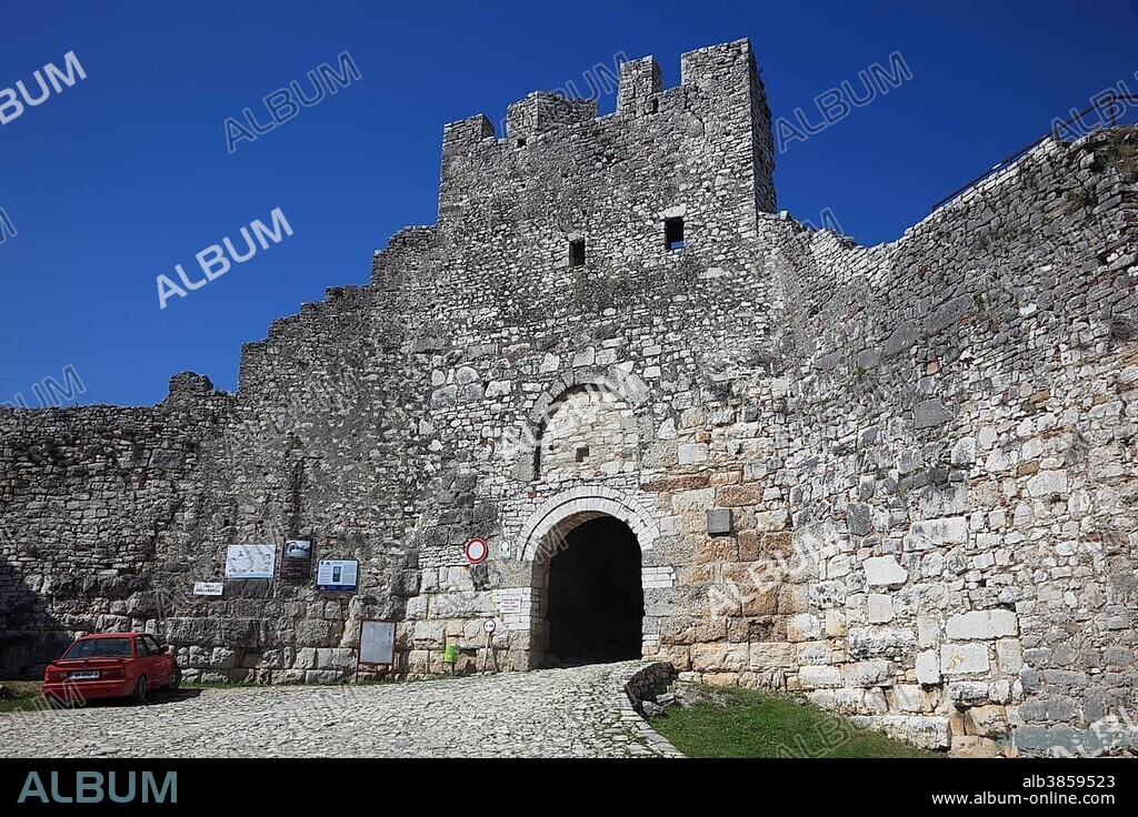 Entrance to Berat Castle, Berat Kalaja, Berat, Berat, Albania, Europe.