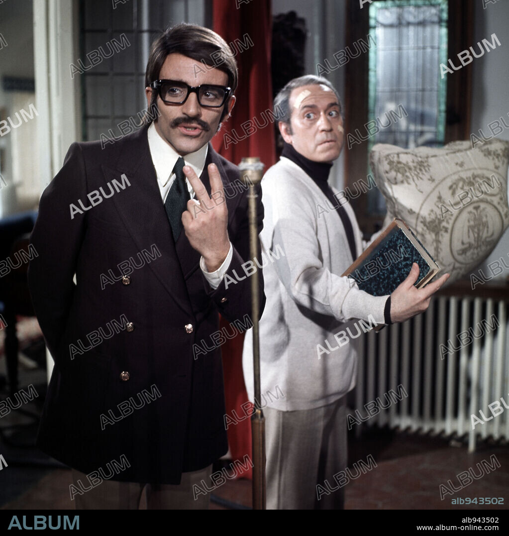 JOSE LUIS LOPEZ VAZQUEZ y PEPE RUBIO en BLANCA POR FUERA Y ROSA POR DENTRO, 1971, dirigida por PEDRO LAZAGA. Copyright MUNDIAL FILMS.