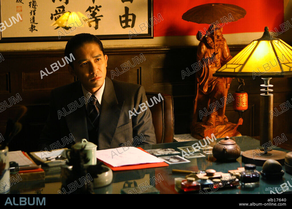 TONY CHIU-WAI LEUNG en DESEO, PELIGRO, 2007 (SE, JIE), dirigida por ANG LEE. Copyright FOCUS FEATURES / CHAN KAM CHUEN.