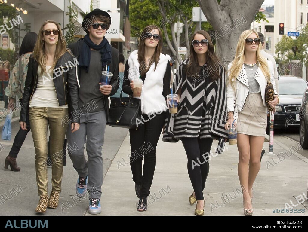 CLAIRE JULIEN, EMMA WATSON, ISRAEL BROUSSARD, KATIE CHANG and TAISSA FARMIGA in THE BLING RING, 2013, directed by SOFIA COPPOLA. Copyright AMERICAN ZOETROPE.