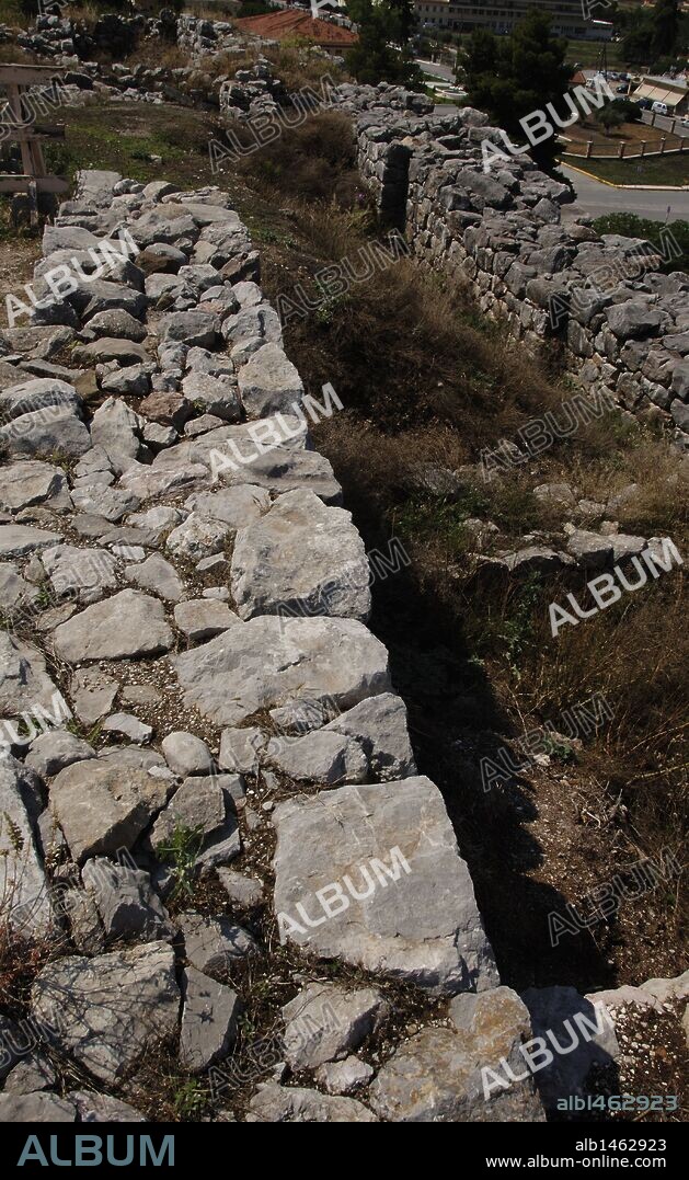 Greece. Tiryns. Mycenaean city (3rd millennium B.C.). Cyclopean wall (1400-1200 B.C.). Peloponnese.