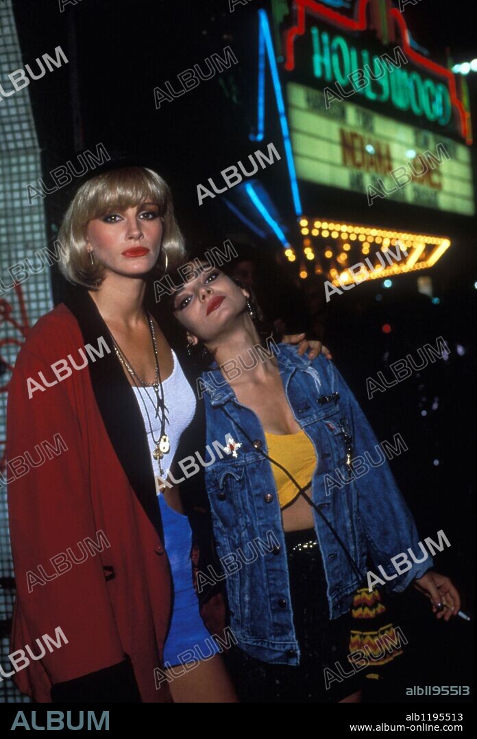 JULIA ROBERTS und LAURA SAN GIACOMO in PRETTY WOMAN, 1990, unter der Regie von GARRY MARSHALL. Copyright TOUCHSTONE/WARNERS.